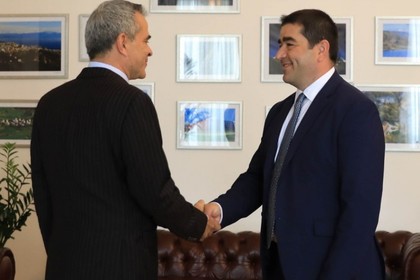 Посланик Вълканов проведе среща с председателя на Парламента на Грузия